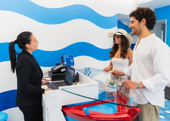 Апартаменти Marina Grande &