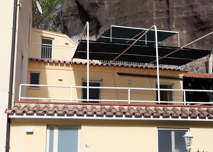 Marina Grande & Апартаменти *