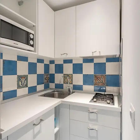 Marina Grande & سورينتو