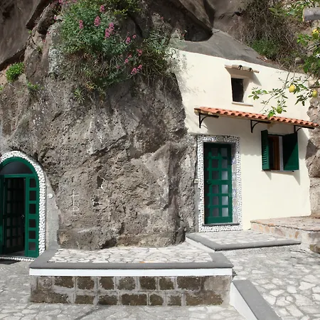 Marina Grande & سورينتو